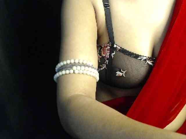 Monika67 Live Webcam on BongaCams