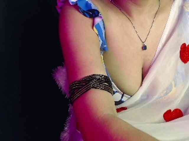 naked video chat Monika67