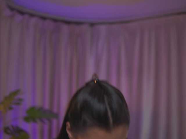 NatyDesiree live cam