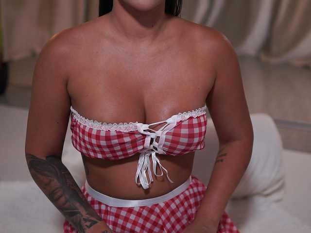 NatyDesiree live webcam show