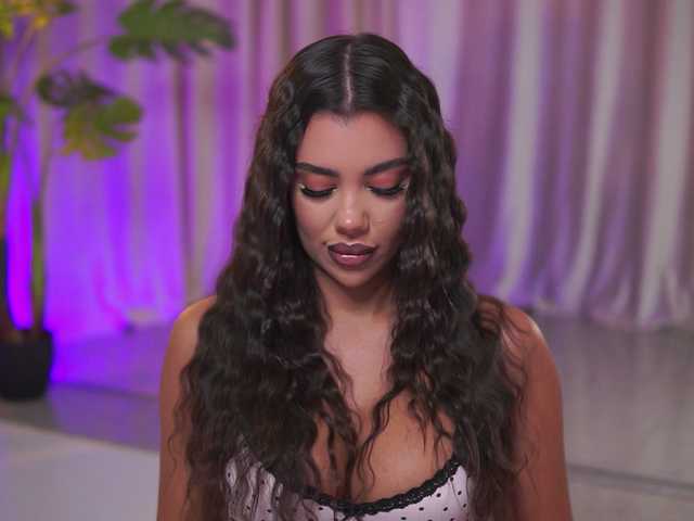 NatyDesiree live cam on BongaCams