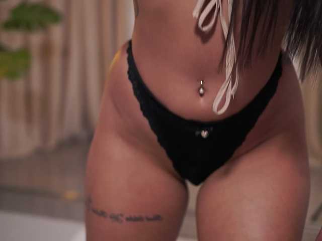 NatyDesiree live webcam show