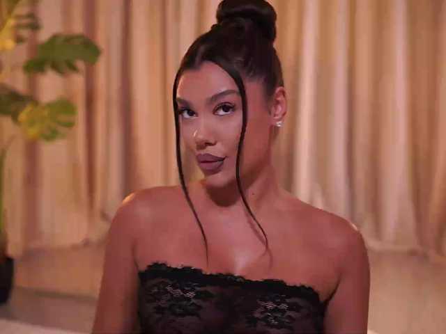 NatyDesiree live cam on BongaCams