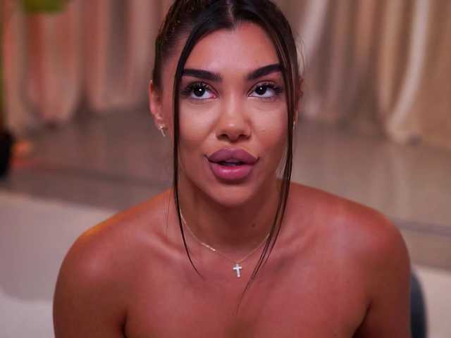 NatyDesiree live webcam show