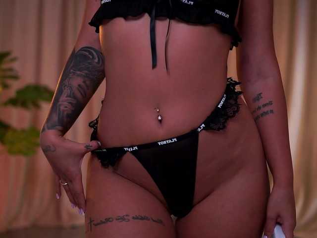 NatyDesiree live webcam show