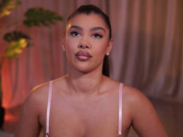  NatyDesiree chat room