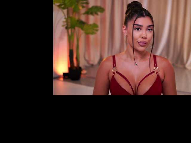 NatyDesiree live webcam show