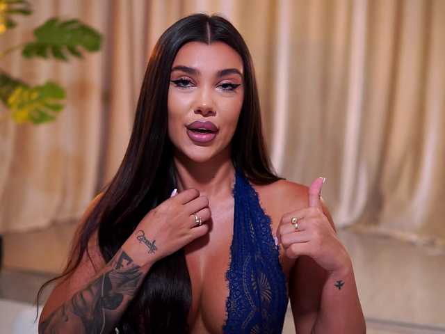 NatyDesiree live cam on BongaCams