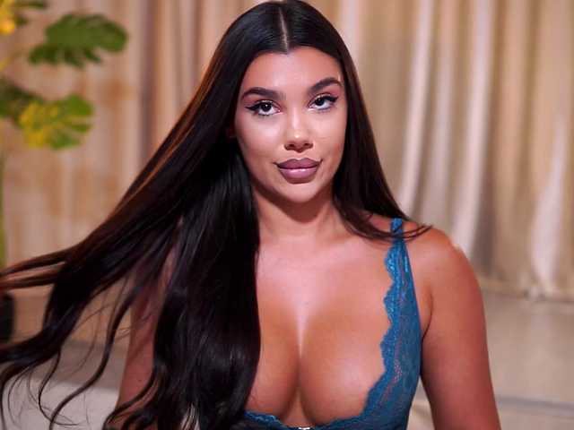NatyDesiree live webcam show