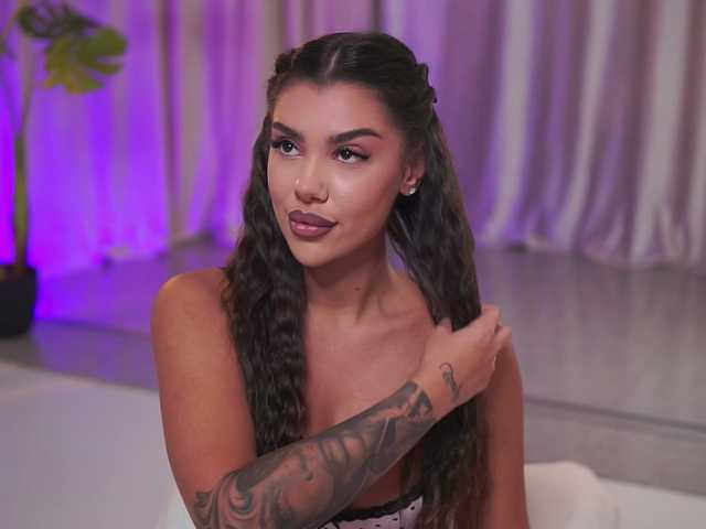 NatyDesiree live cam on BongaCams