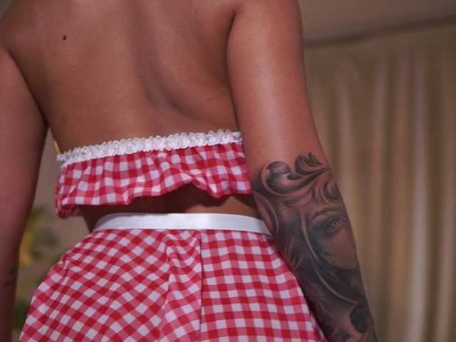 NatyDesiree live webcam show