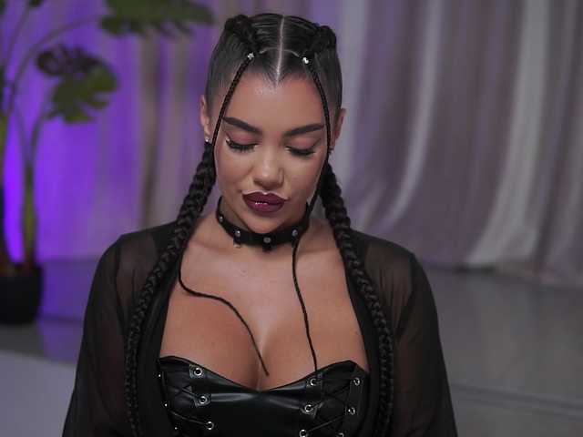 NatyDesiree live cam on BongaCams