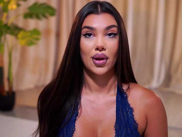 NatyDesiree live cam on BongaCams