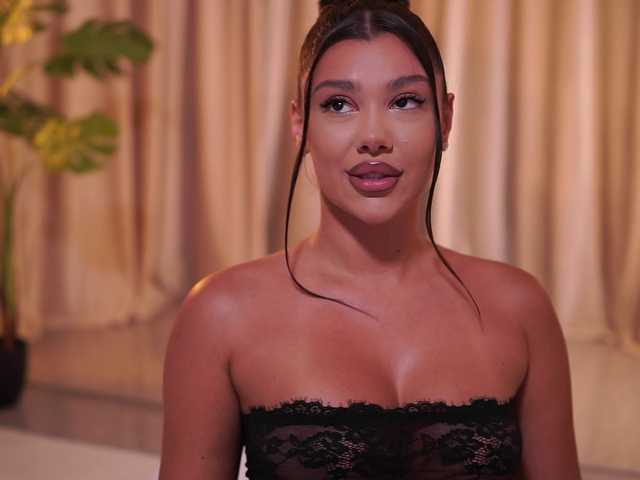 NatyDesiree live cam on BongaCams