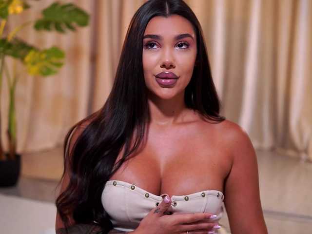 NatyDesiree live cam on BongaCams