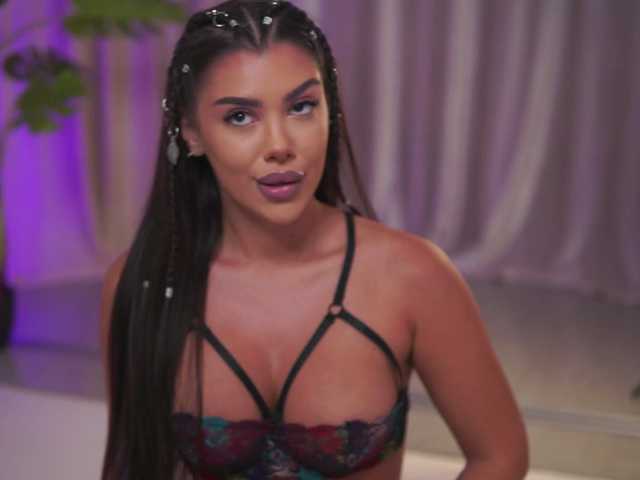 NatyDesiree live cam on BongaCams