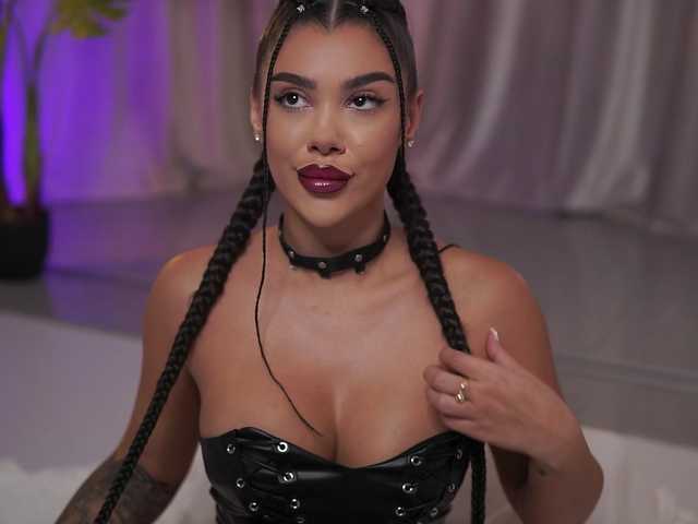 NatyDesiree live cam on BongaCams