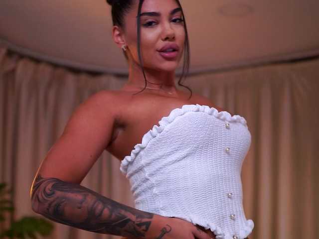 NatyDesiree live webcam show