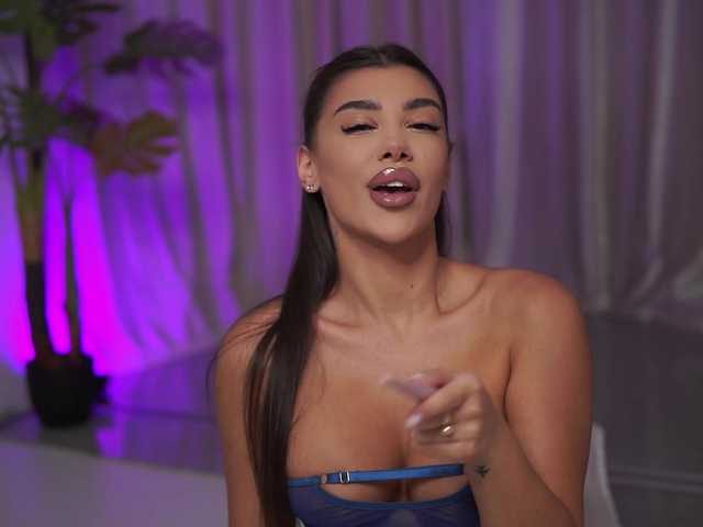 NatyDesiree live cam on BongaCams