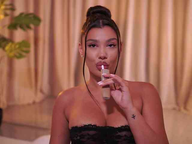 NatyDesiree Sex Cam Show