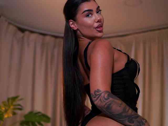 NatyDesiree Sex Cam Show