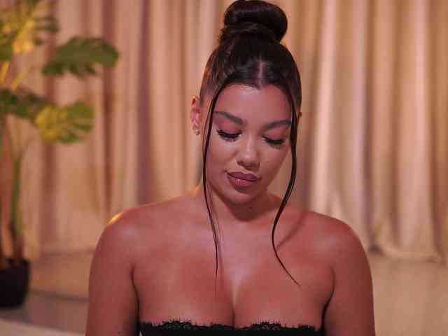 NatyDesiree Sex Cam Show