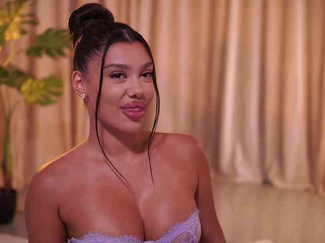 NatyDesiree Sex Cam Show