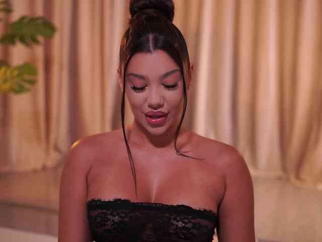 NatyDesiree Sex Cam Show