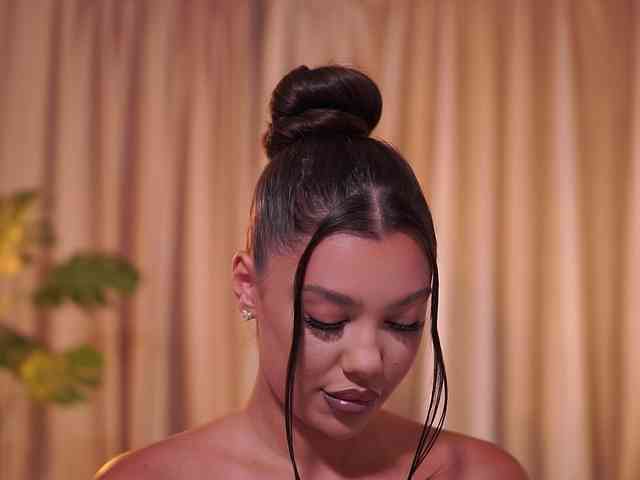 NatyDesiree Sex Cam Show