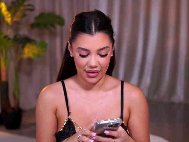 NatyDesiree webcam