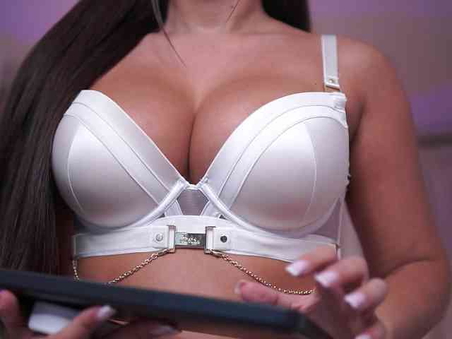 NatyDesiree webcam