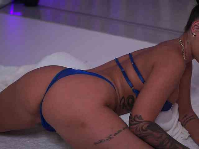 NatyDesiree webcam