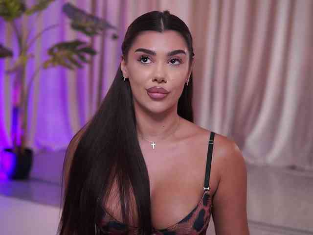 NatyDesiree webcam