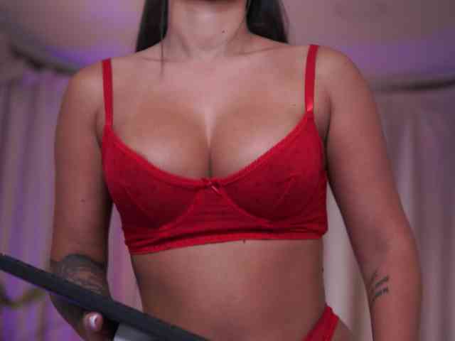 NatyDesiree webcam