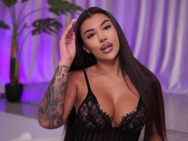 NatyDesiree webcam