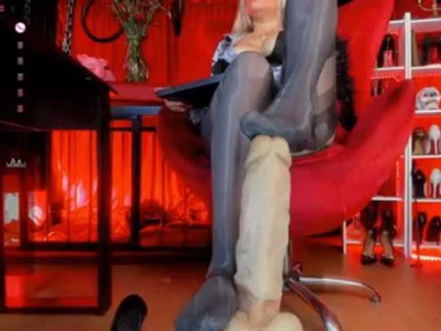 MistressAndre live cam on BongaCams