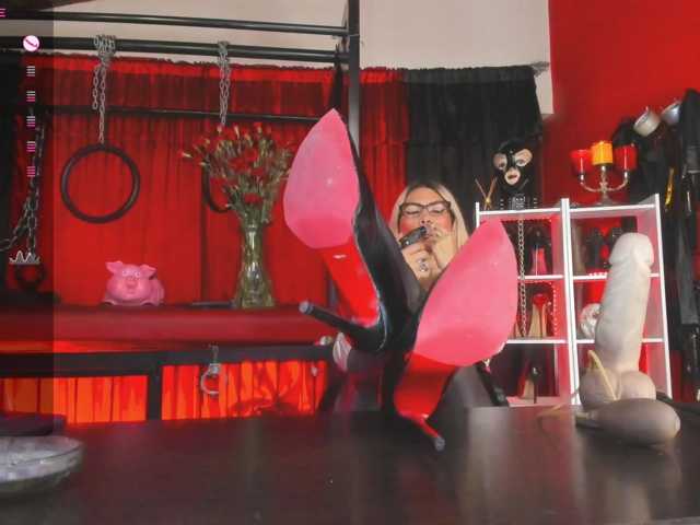 MistressAndre live cam on BongaCams
