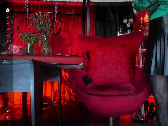 MistressAndre webcam