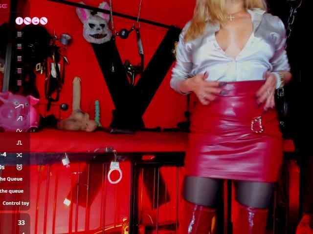 MistressAndre webcam