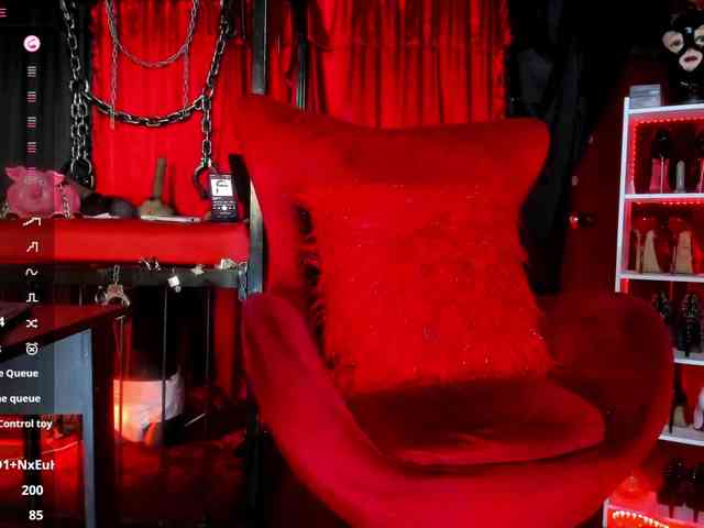 MistressAndre webcam