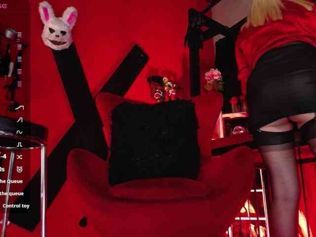 MistressAndre webcam