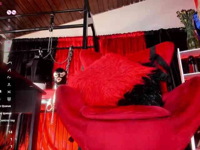 MistressAndre webcam