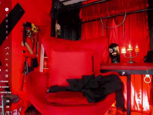 MistressAndre webcam