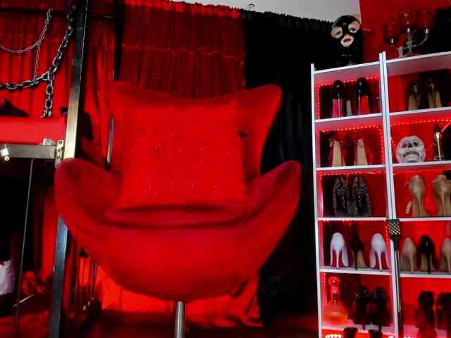 MistressAndre webcam