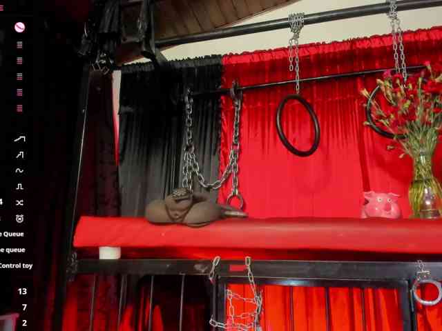 MistressAndre webcam