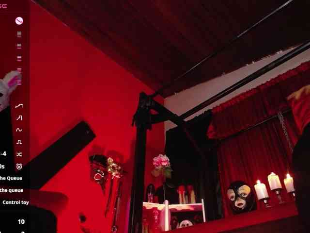 MistressAndre webcam