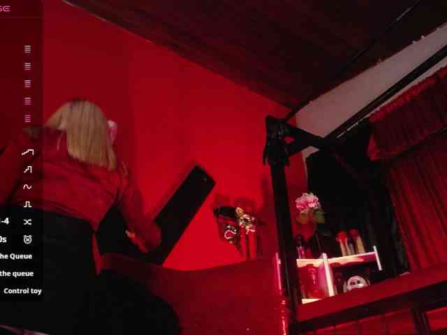 MistressAndre webcam