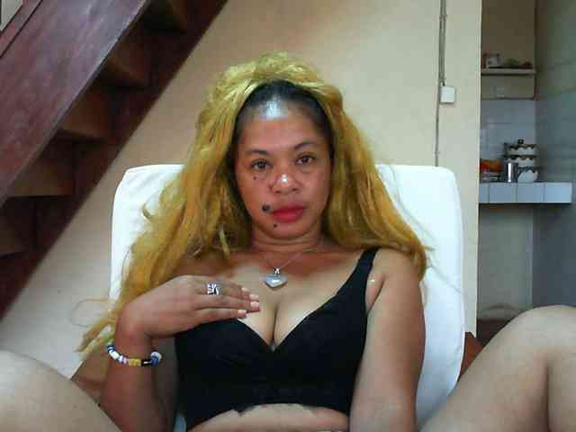 beautechoco Live Webcam on BongaCams