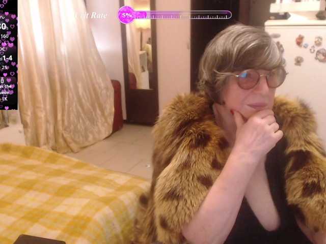 Sharon-love live webcam show