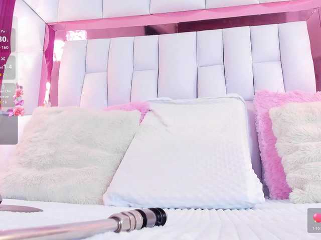 RileySweet — live female cam